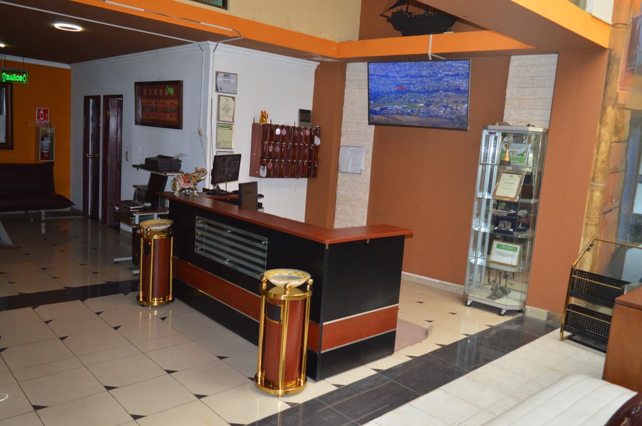 לה פאז Hotel Berlina מראה חיצוני תמונה