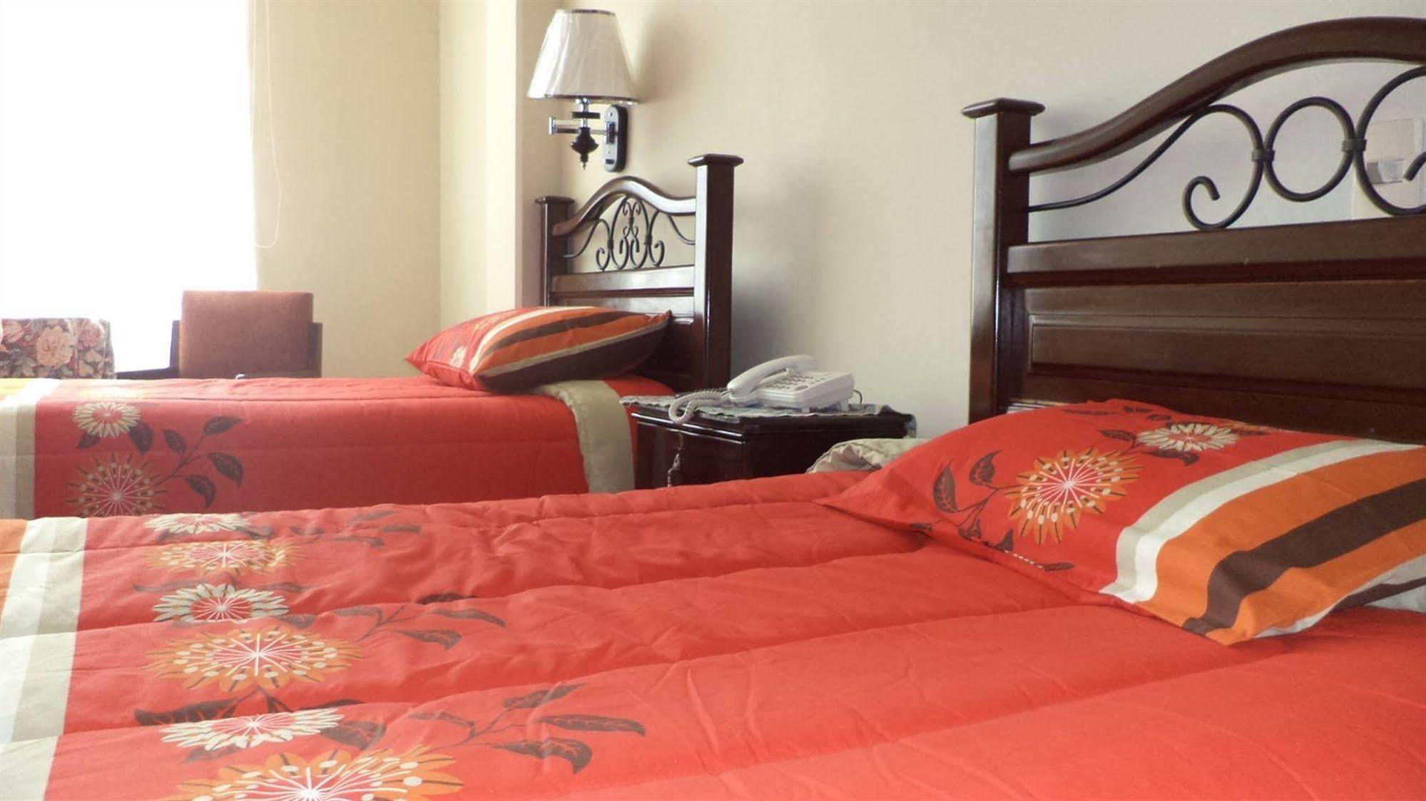 לה פאז Hotel Berlina מראה חיצוני תמונה